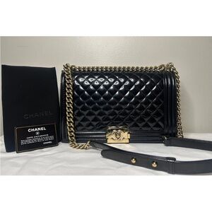 CHANEL Boy New Medium Flap Bag Quilted Patent Leather Black / Light Gold HW